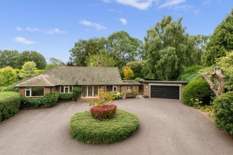 4 bedroom bungalow for sale