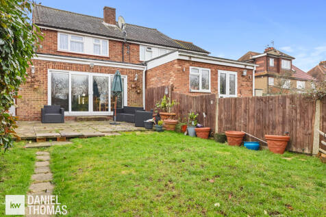 Honey Lane, Waltham Abbey, Essex 3 bed semi