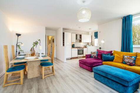 Waterside Drive, Bungay, NR35 2 bed flat for sale