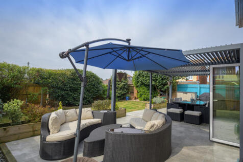 Hawkers Close, Southampton, SO40 4 bed detached house for sale
