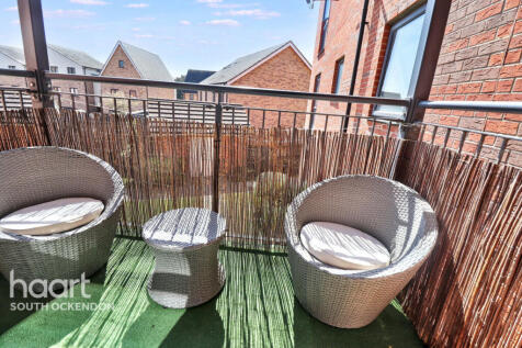Brinson Way, Aveley 2 bed flat for sale
