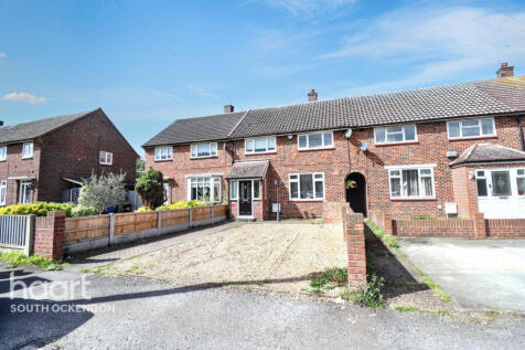 Fortin Way, South Ockendon 3 bed terraced house for sale
