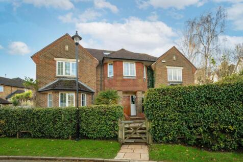 7 bedroom detached house for sale