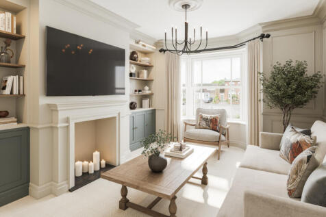 4 bedroom semi-detached house for sale