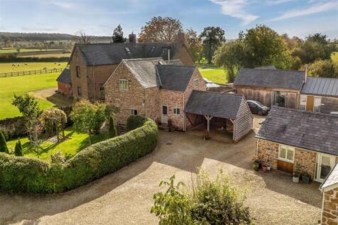 Tysoe Road, Kineton CV35 3 bed barn conversion for sale