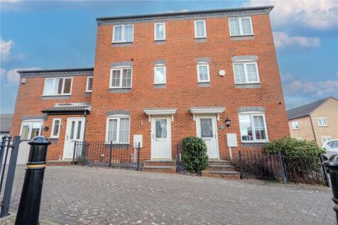 4 bedroom terraced house for sale