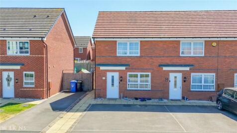 2 bedroom end of terrace house for sale