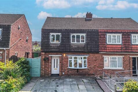 3 bedroom semi-detached house for sale