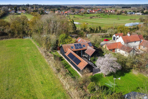 Baylham, Ipswich, Suffolk 4 bed barn conversion for sale