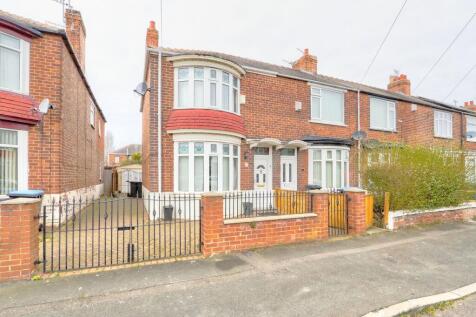 3 bedroom end of terrace house for sale
