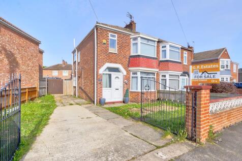 Braemar Grove, Middlesbrough, TS6 3 bed semi