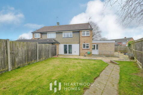 4 bedroom semi-detached house for sale