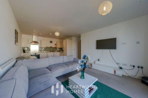 2 bedroom flat for sale