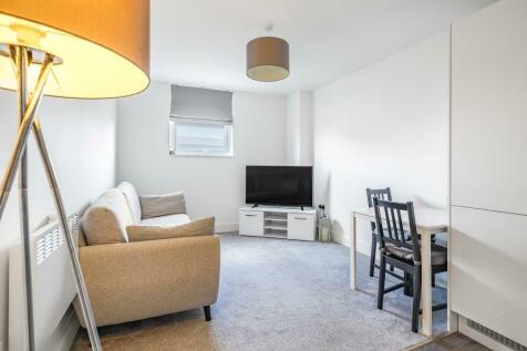 1 bedroom flat for sale