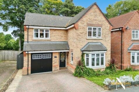 4 bedroom detached house for sale