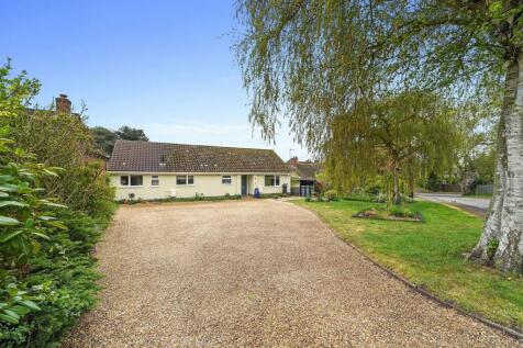 Through Duncans, Woodbridge, IP12 3 bed detached bungalow for sale