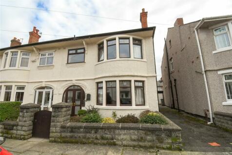 4 bedroom semi-detached house for sale