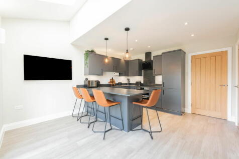 Fair Oak SO50 3 bed detached house for sale