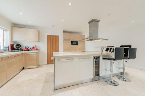 Martins Lane, Southampton SO40 5 bed detached house for sale