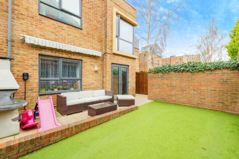 Lone Eagle Close, Southampton SO19 2 bed detached house for sale