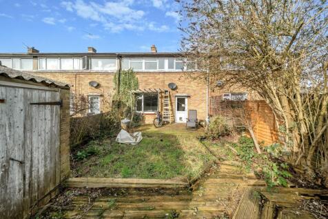 3 bedroom terraced house for sale