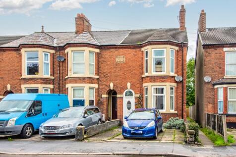 Manchester Road, Northwich 3 bed end of terrace house for sale