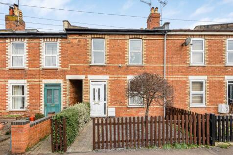 Asquith Road, Leckhampton... 4 bed terraced house for sale