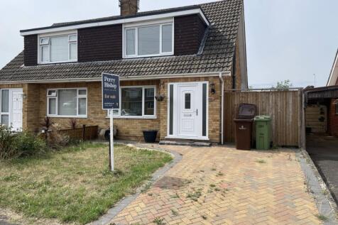 Beaumont Road, Cheltenham... 3 bed semi