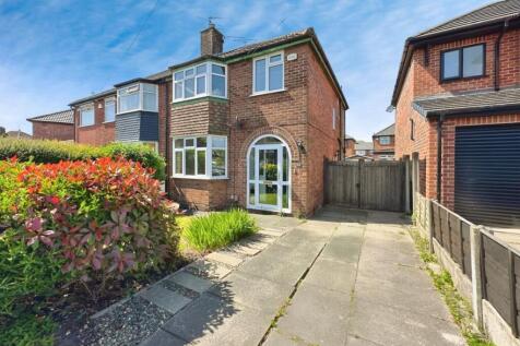 Edenfield Lane, Worsley, Manchester... 3 bed semi