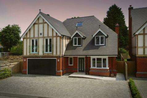 6 bedroom detached house for sale