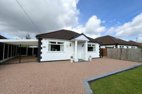 2 bedroom detached bungalow for sale