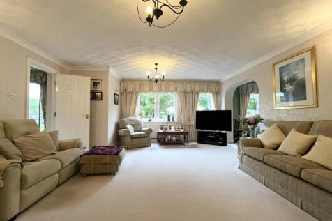 2 Grosvenor Road, Southport, PR8 2JE 2 bed apartment for sale