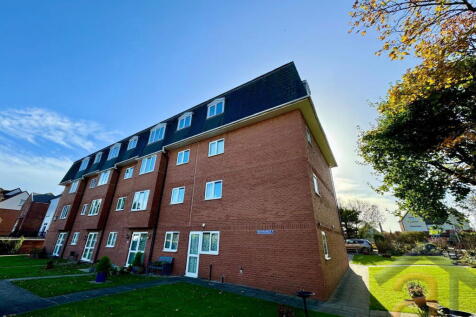 Cambridge Road, Southport, PR9 9PU 1 bed flat for sale