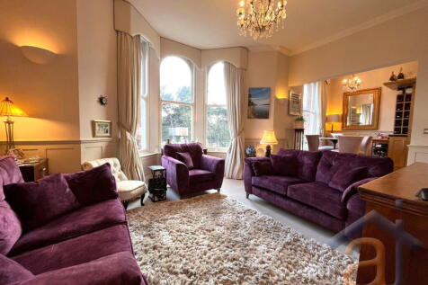 Park Crescent, Southport, PR9 9LJ 2 bed apartment for sale