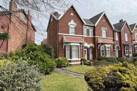 Cambridge Road, Southport PR9 4 bed semi