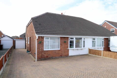2 bedroom semi-detached bungalow for sale