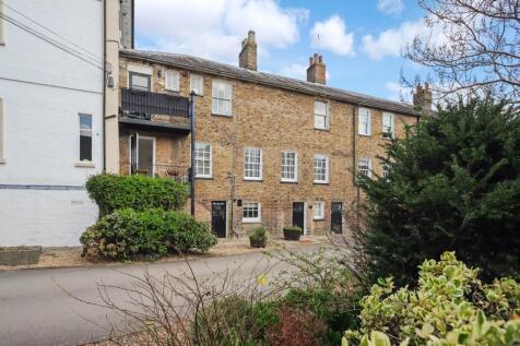 Posting House, Tring 2 bed flat for sale
