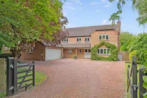 Buckland 5 bed detached house for sale