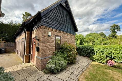 Guys Common, Dunchurch, CV22 6NQ. 1 bed coach house for sale