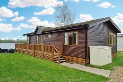Gibson Approach, Tattershall Lakes LN4 3 bed detached house for sale