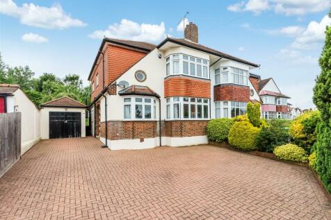 4 bedroom semi-detached house for sale