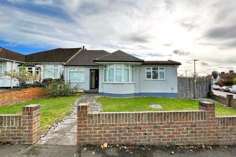 Chesham Avenue, Petts Wood, Kent 4 bed semi