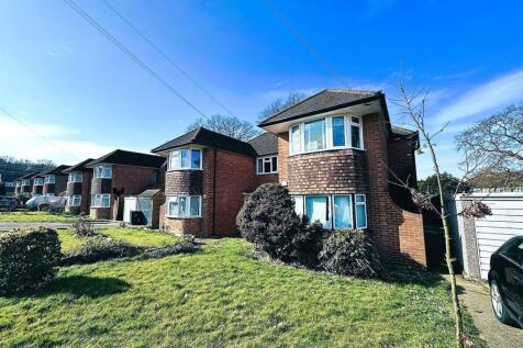 2 bedroom maisonette for sale
