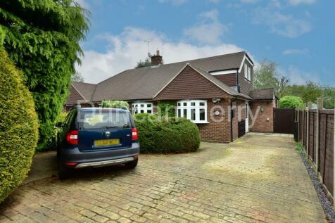 3 bedroom semi-detached bungalow for sale