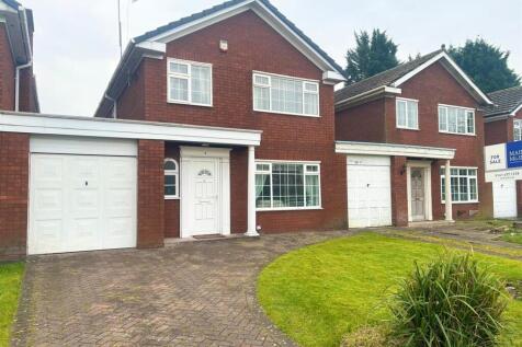 4 bedroom link detached house for sale