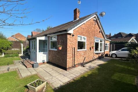 3 bedroom detached bungalow for sale