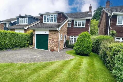 St. Andrews Place, Shenfield, Brentwood 4 bed detached house for sale