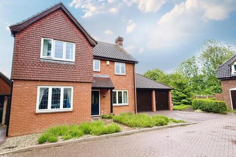 Beaumont Gardens, Hutton Poplars... 4 bed detached house for sale