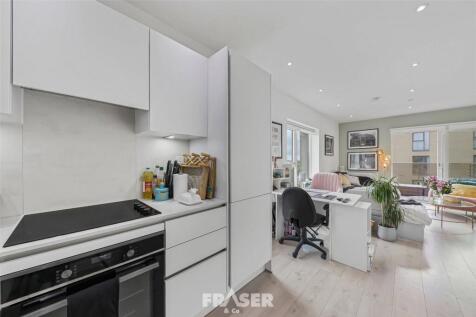 1 bedroom flat for sale