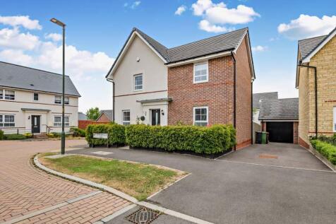 LYNDON MORGAN WAY, LEONARD STANLEY GL10 4 bed detached house for sale